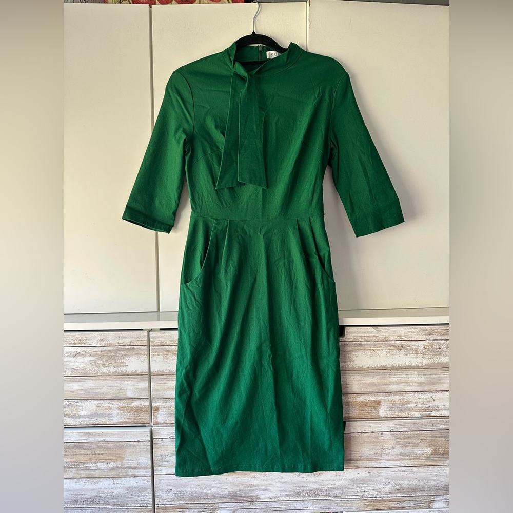 💚 MUXXN Green Sheath Dress Bow Neck 3/4 Sleeve Work Office M
